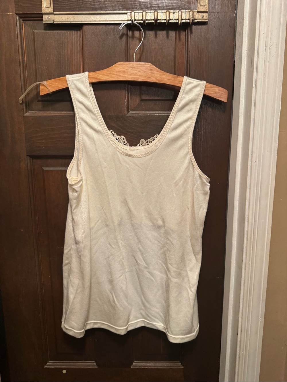 Women’s XL Lace Trim Scoop Neck Tank Top Blouse with Liner- Cream
